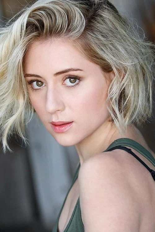 Ліззі Бродвей