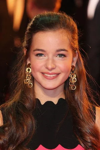 Селін Бакенс