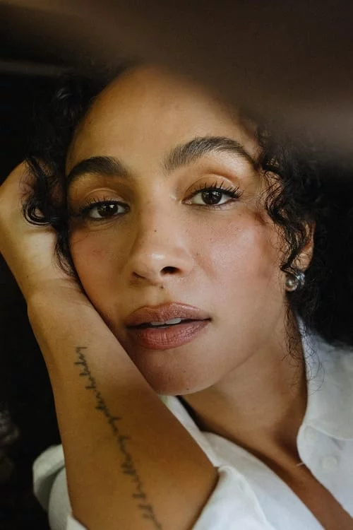 Аврора Періньо