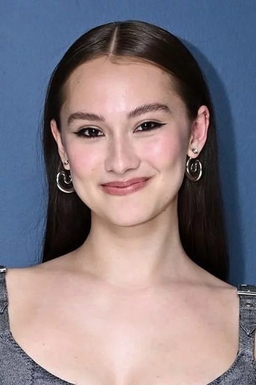 Лола Танг