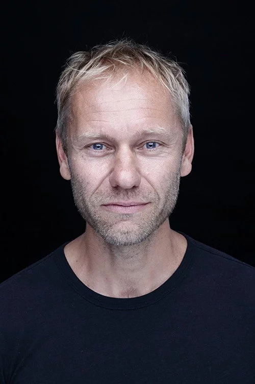 Джеймс Гілліер