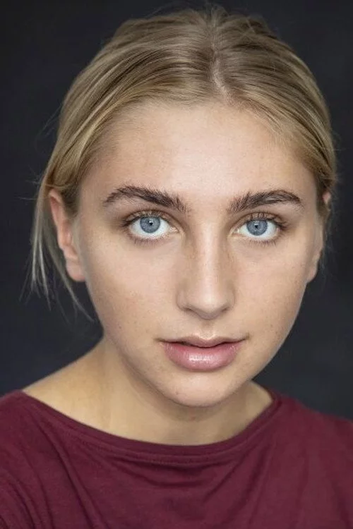 Елла Лілі Гайленд