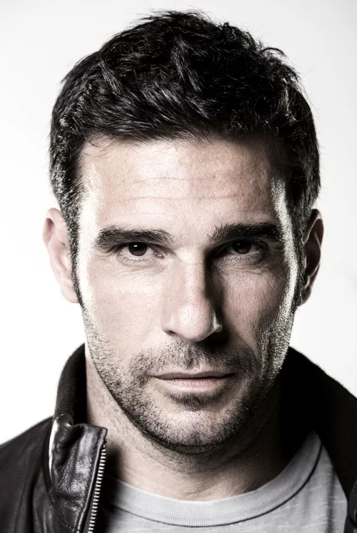 Едоардо Лео