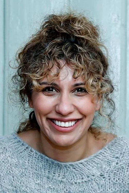 Сара Хорамі