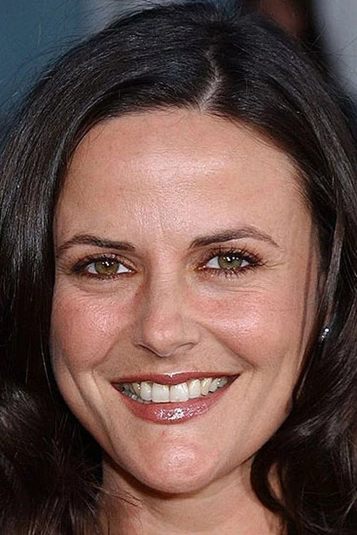 Джіа Карідес