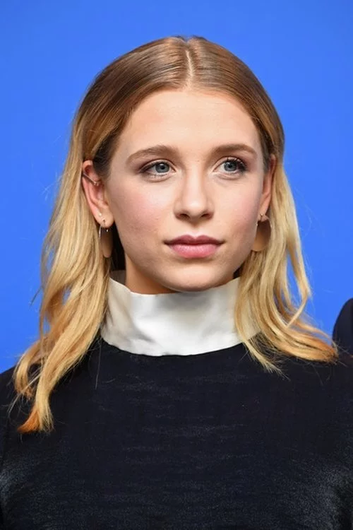 Лена Кленке